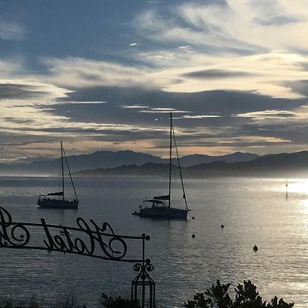 ホテル L'Isula Rossa LʼÎle-Rousse エクステリア 写真