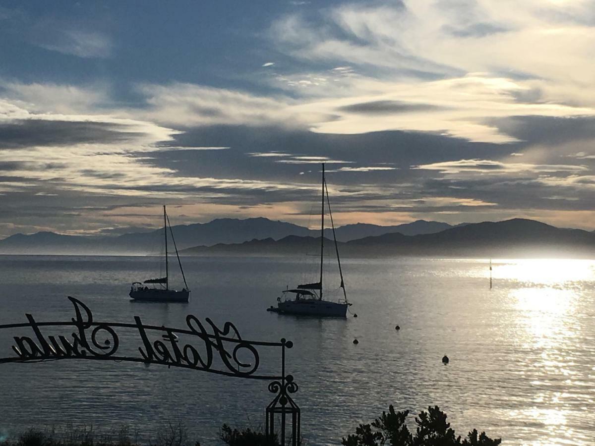 ホテル L'Isula Rossa LʼÎle-Rousse エクステリア 写真